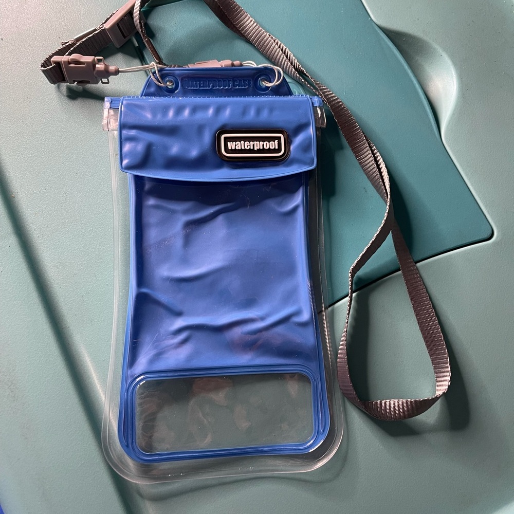 Waterproof phone pouch